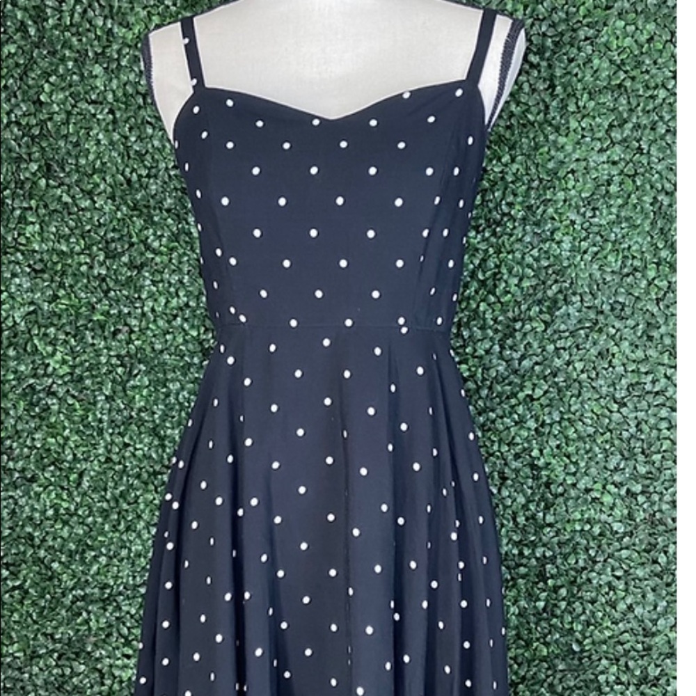 ⭐️HP⭐️Old Navy Cami Fit & Flare Black & White Polka Dot Dress (Medium)